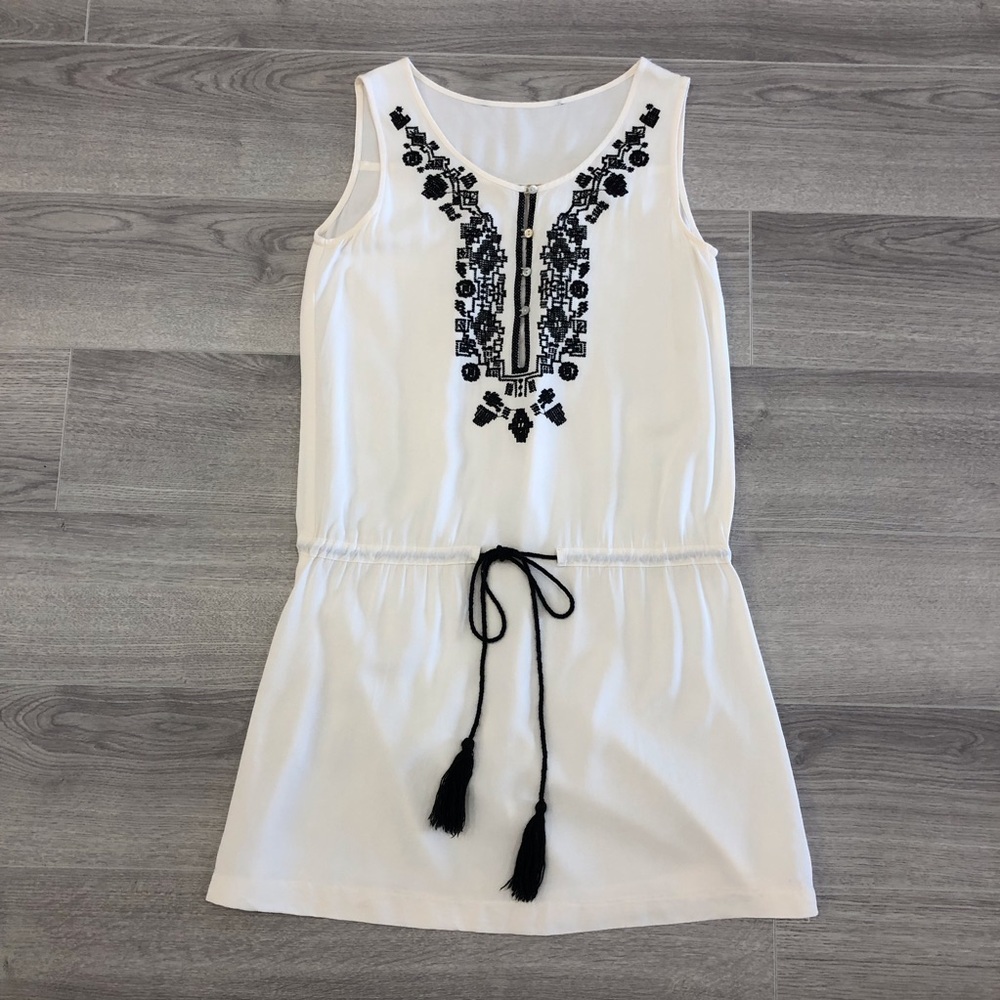 Dress With Embroidery Detailing